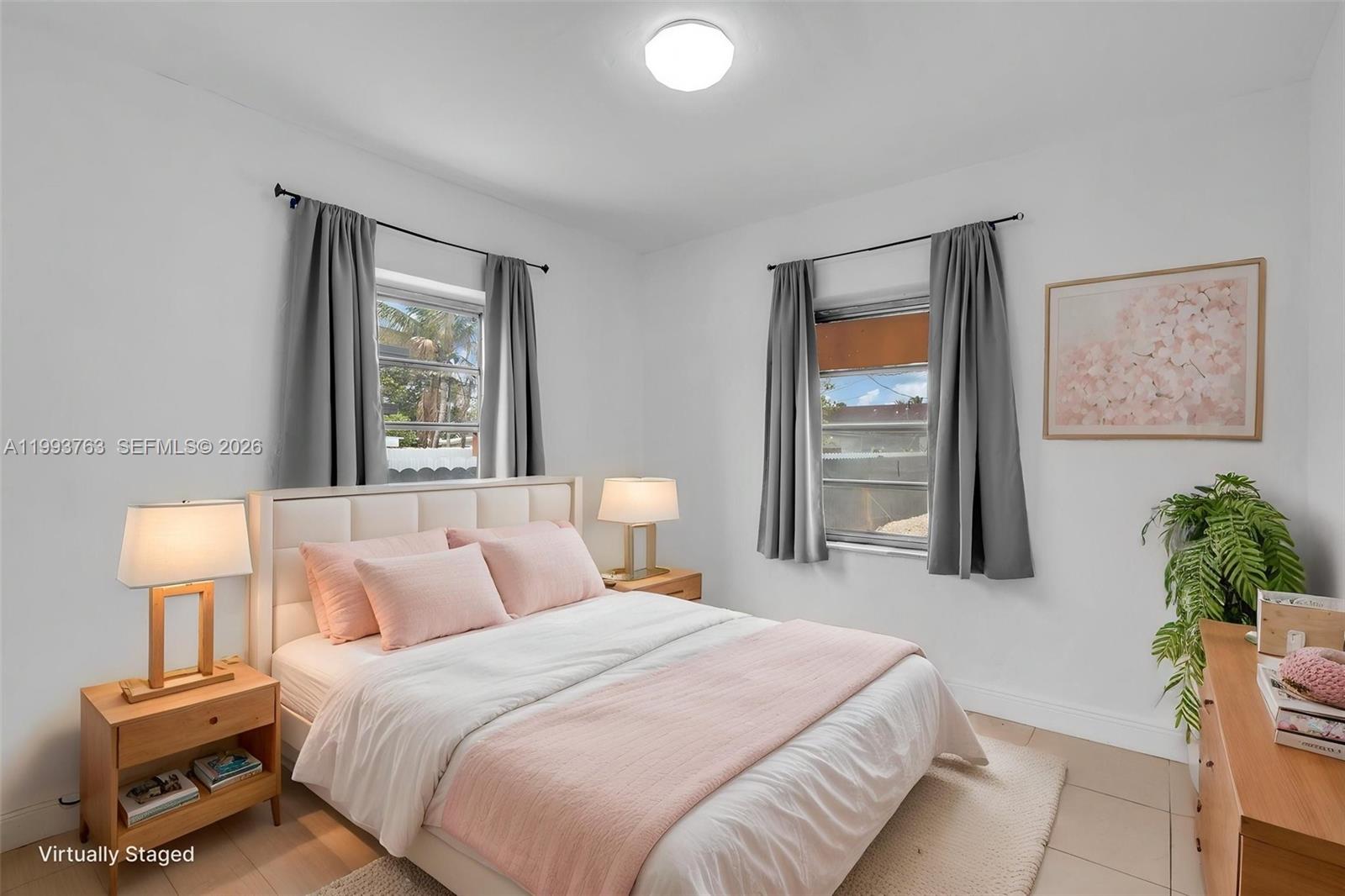 6TH ADDN TO HIALEAH - Residential