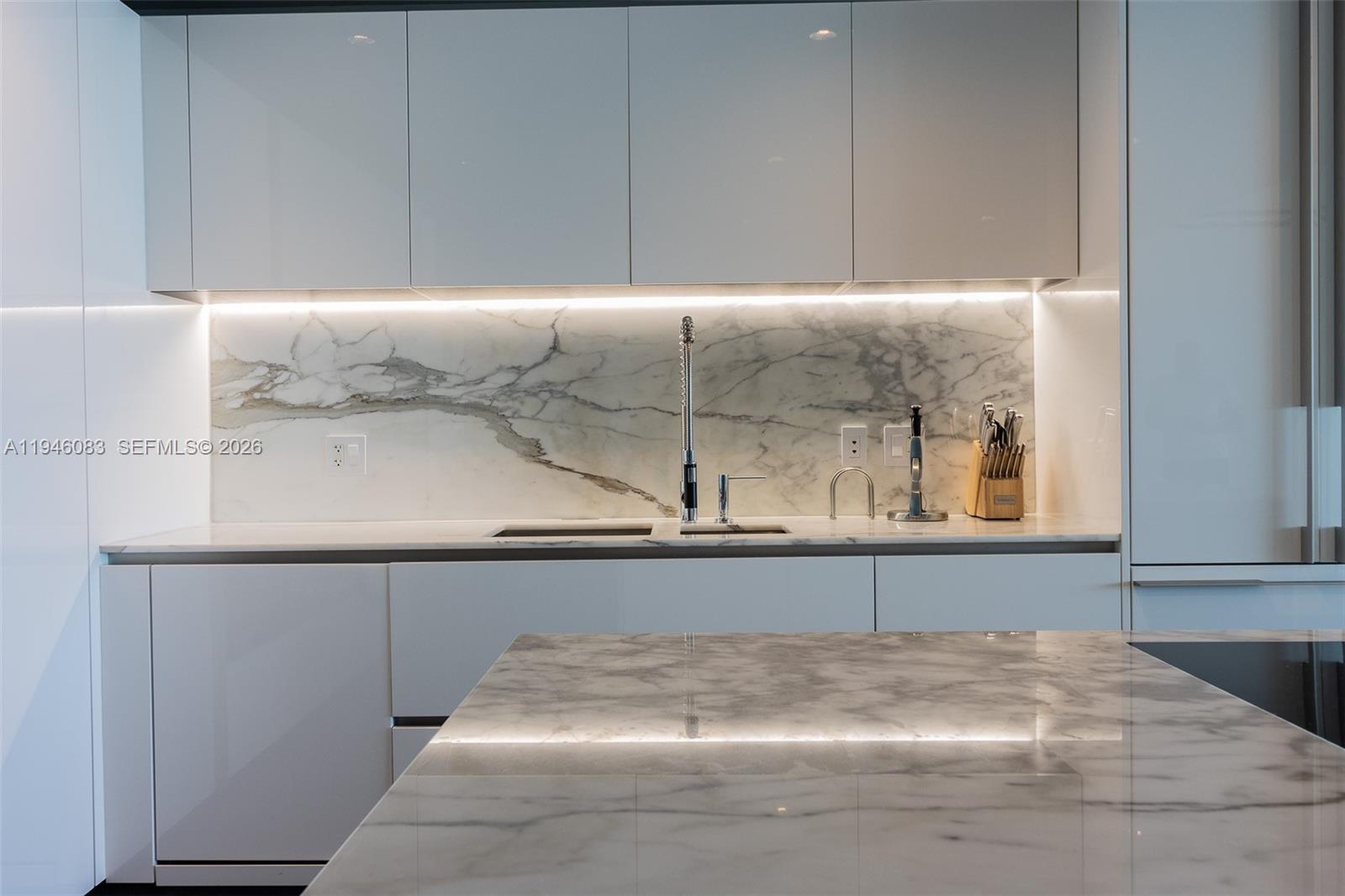 OCEANA BAL HARBOUR CONDO - Residential