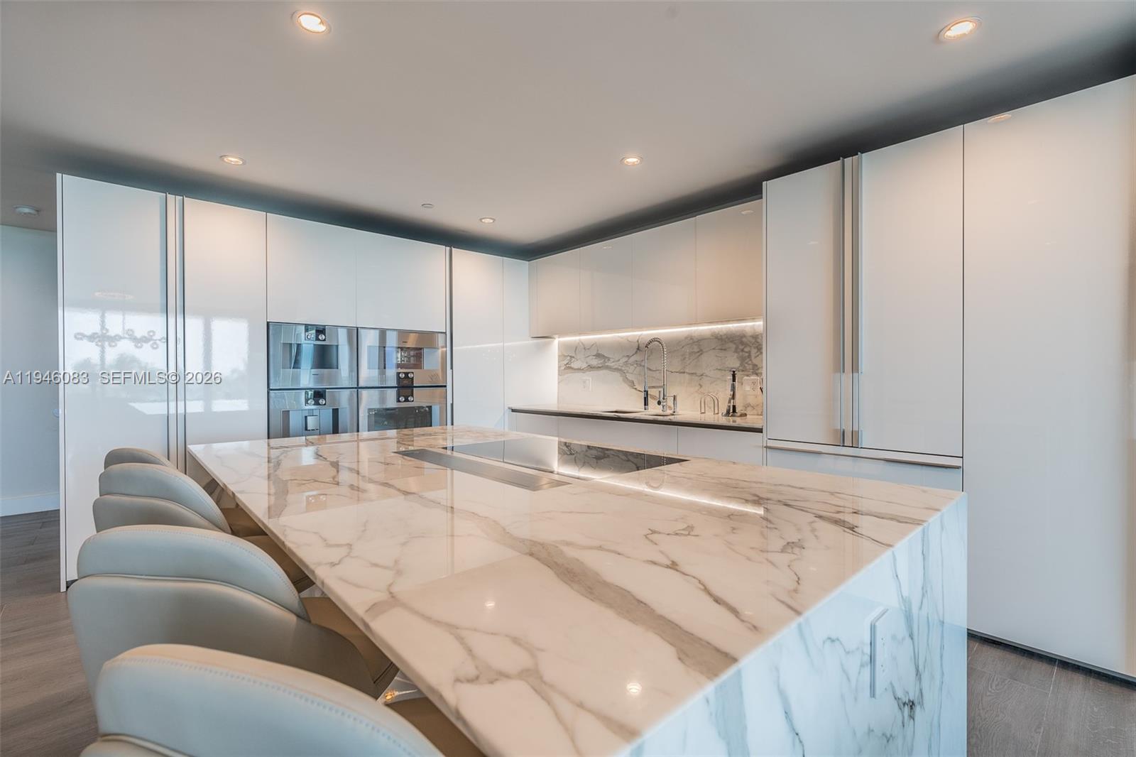 OCEANA BAL HARBOUR CONDO - Residential