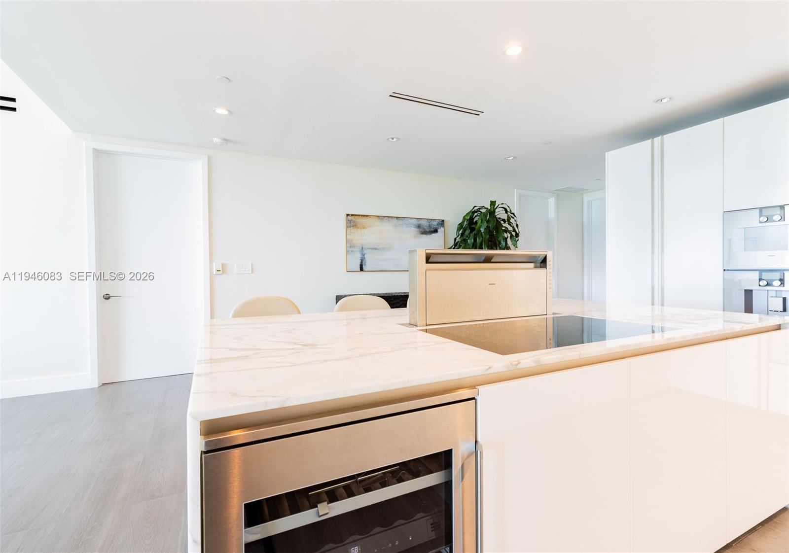 OCEANA BAL HARBOUR CONDO - Residential