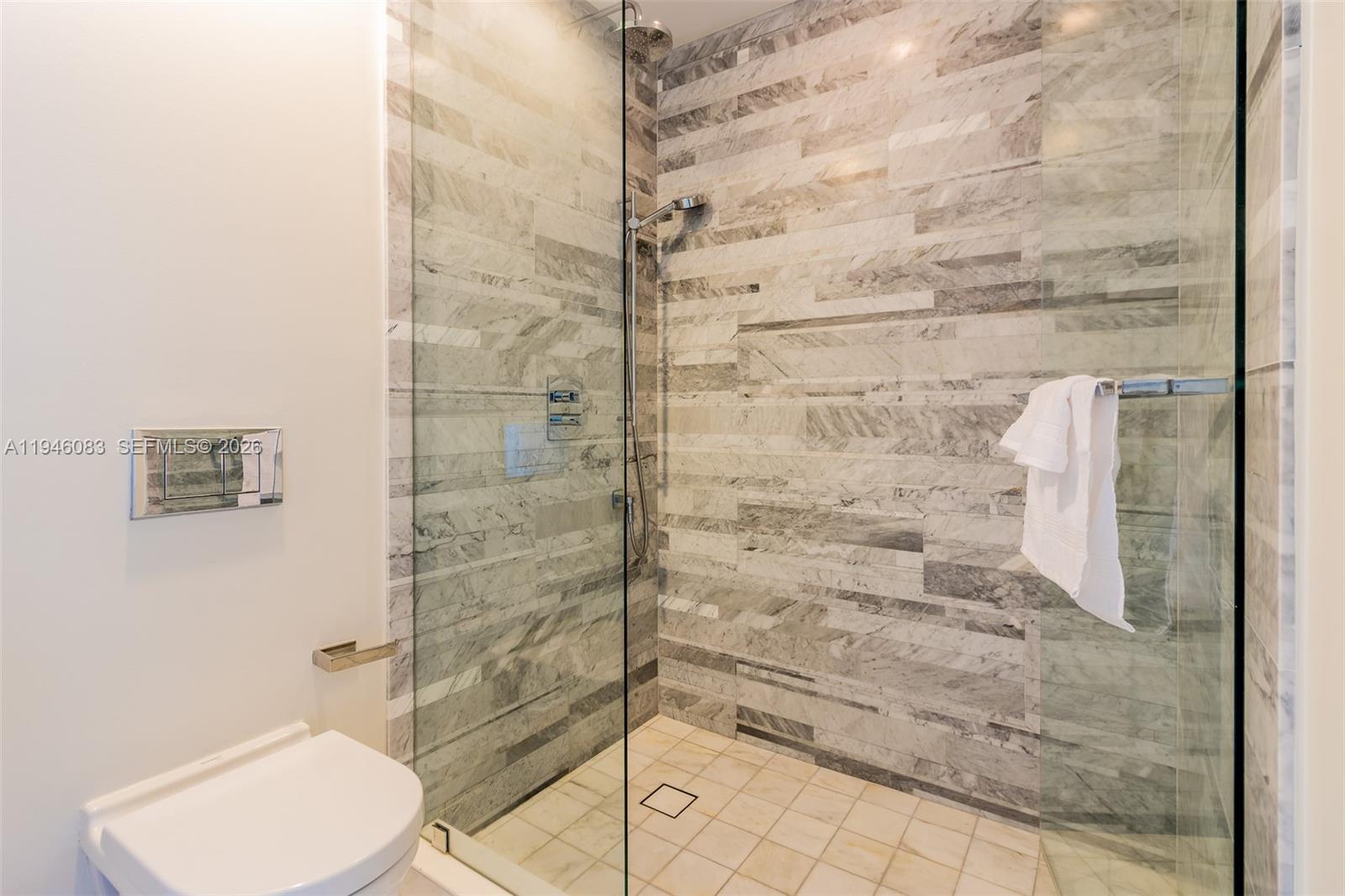 OCEANA BAL HARBOUR CONDO - Residential