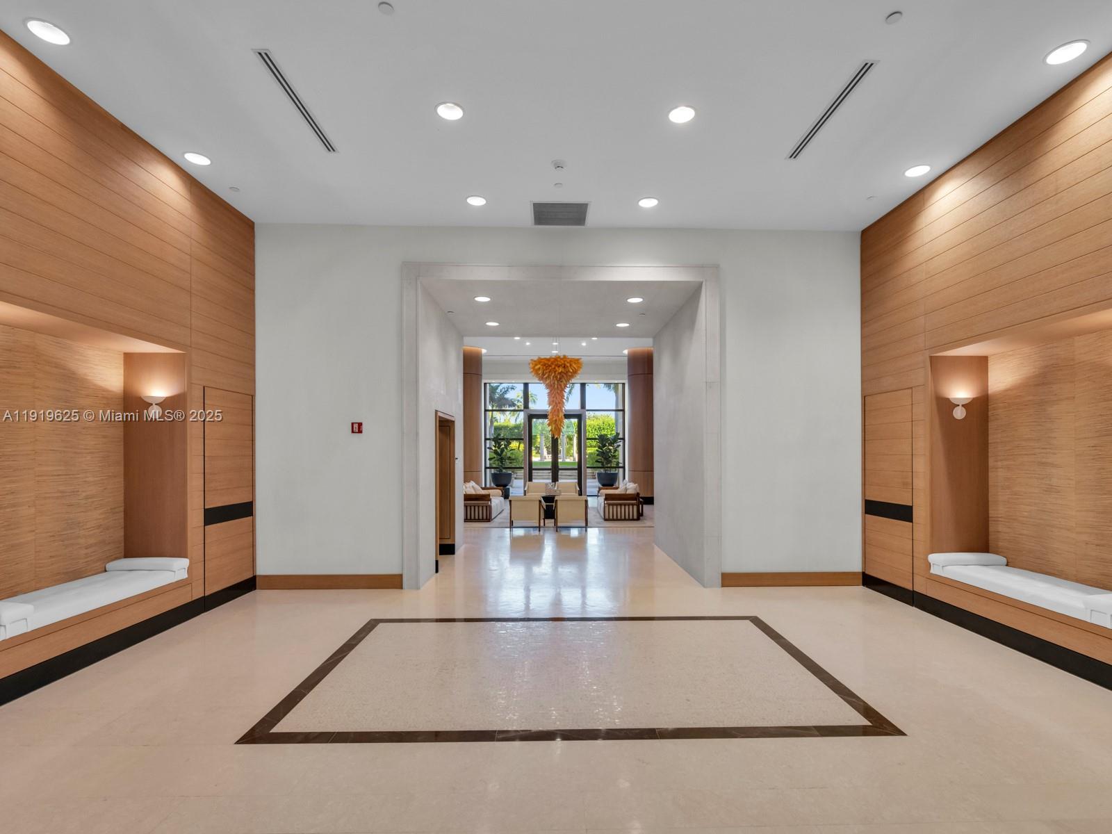 GRAND BAY RESIDENCES COND - Residential