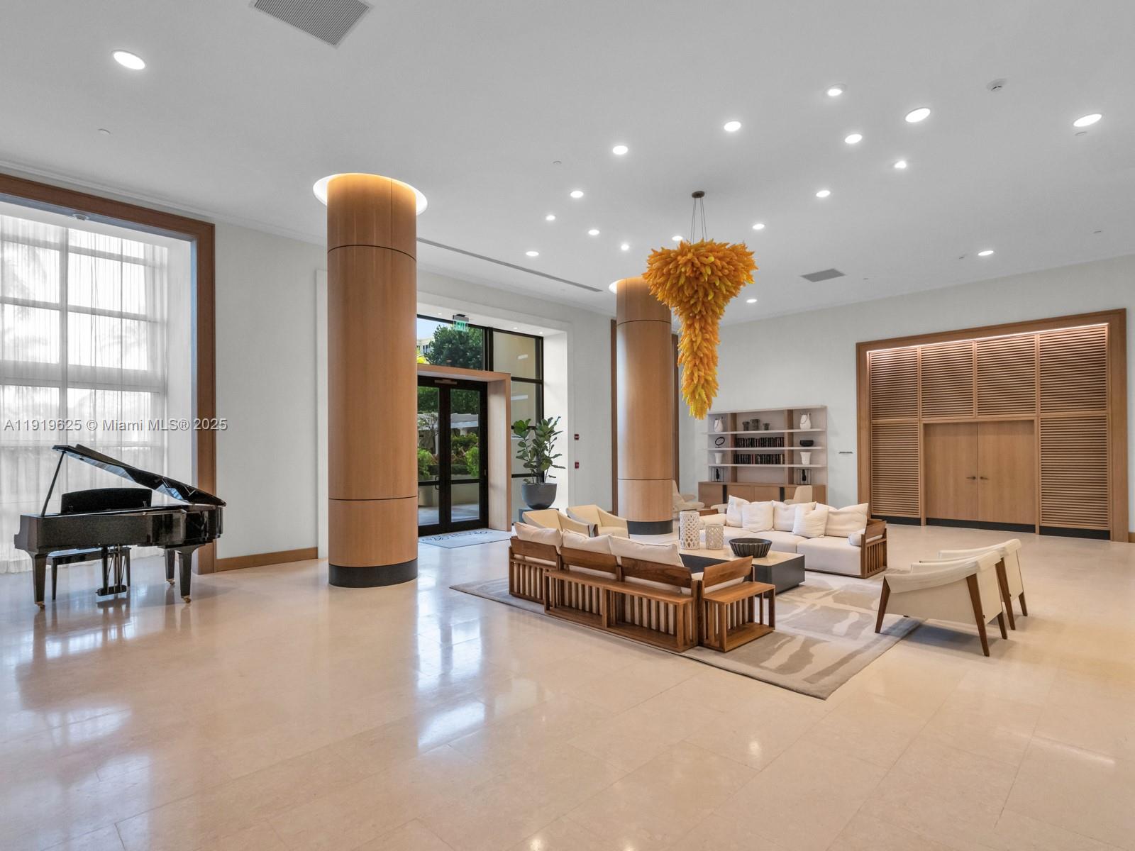 GRAND BAY RESIDENCES COND - Residential