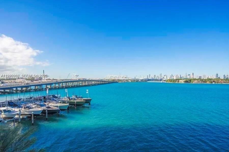 THE BENTLEY BAY CONDO - Residential