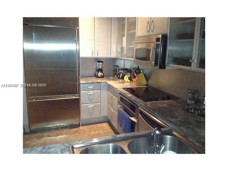 THE BENTLEY BAY CONDO - Residential