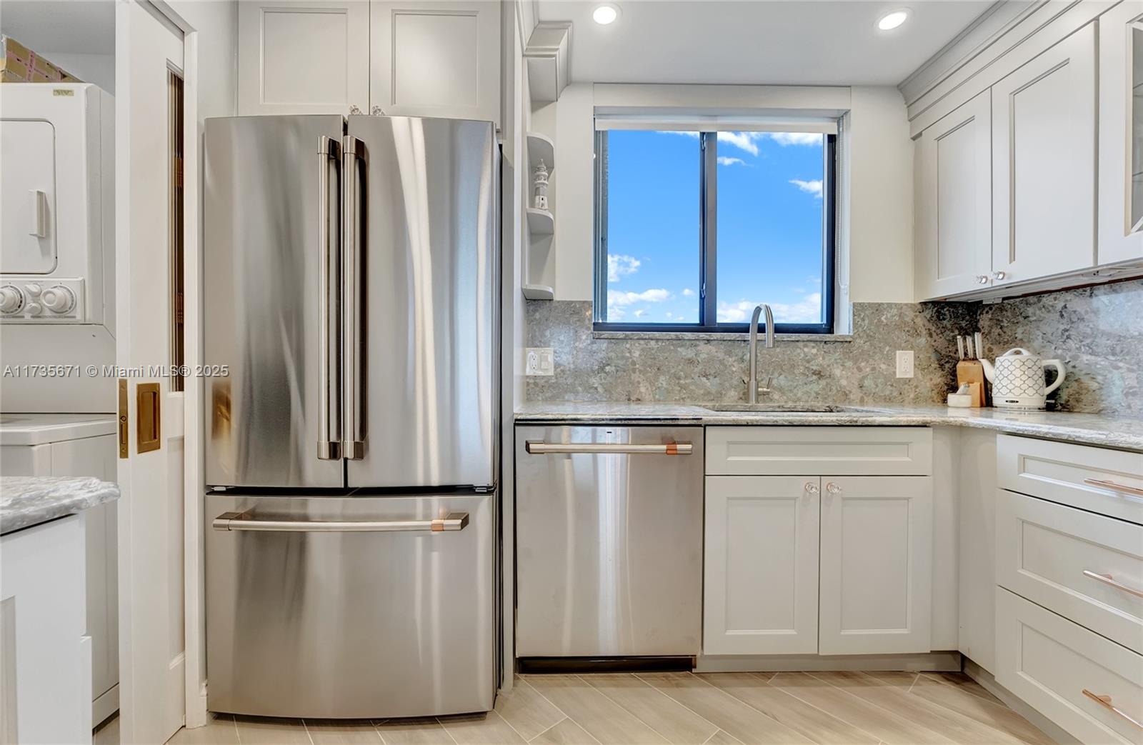 OCEAN TRAIL CONDO IV - Residential Lease