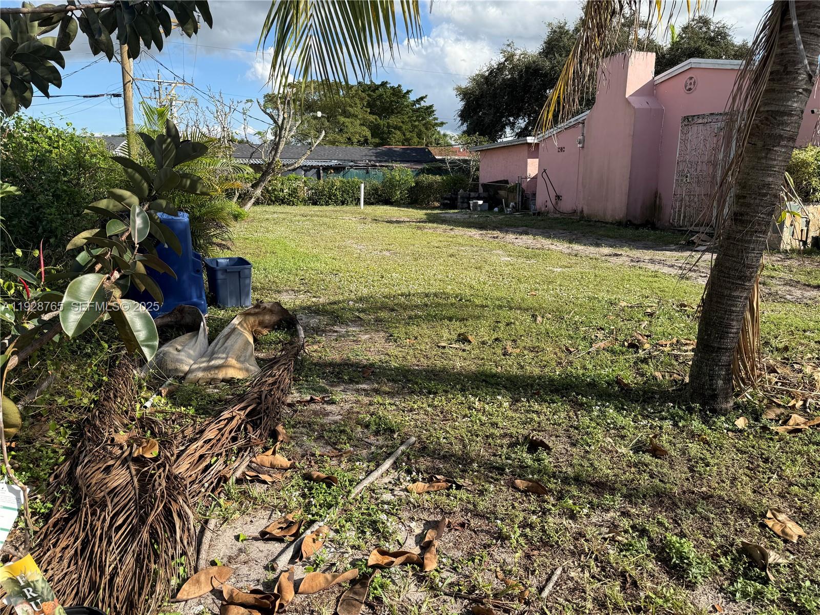 View photos, virtual tours, details... 17501 NW 41st Ave