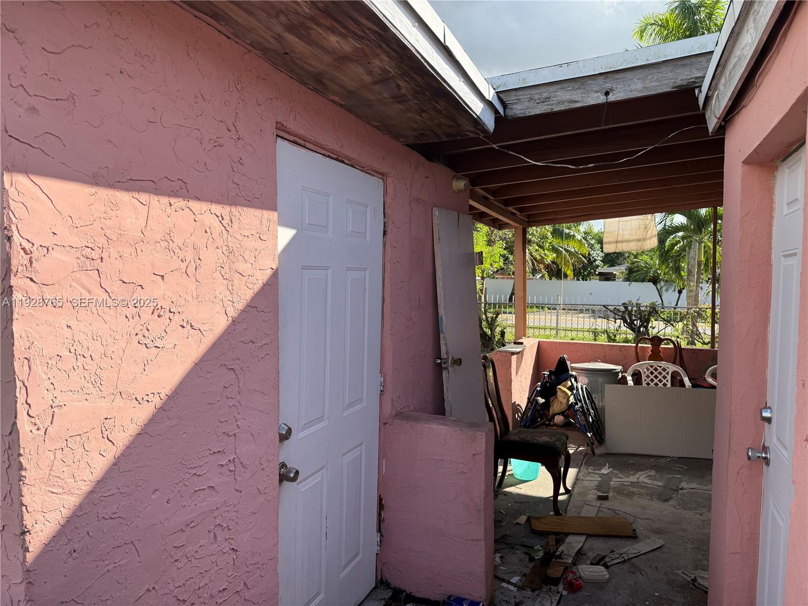 View photos, virtual tours, details... 17501 NW 41st Ave