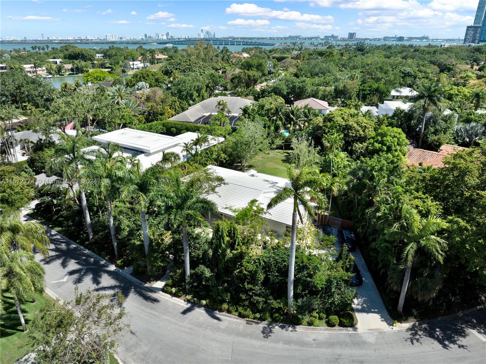 Photo 1 of 520 Bay Point Rd Rd, Miami, Florida, $5,500,000, Web #: 11572774