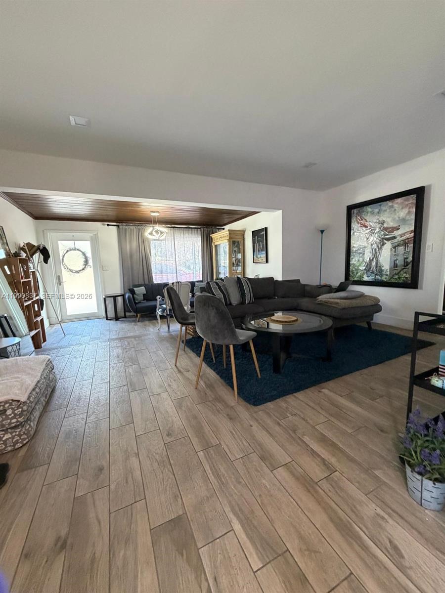 ALLENWOOD ADD - Residential Lease