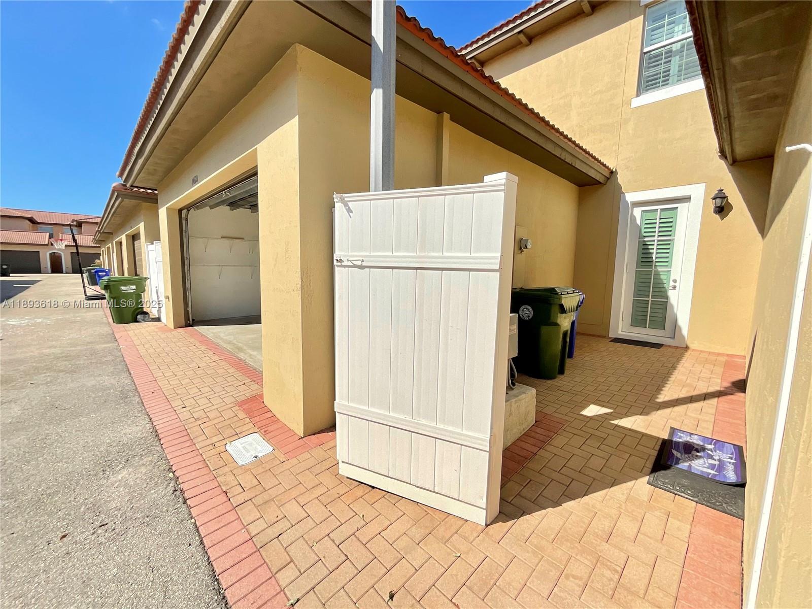 MEADOW PINES - Residential