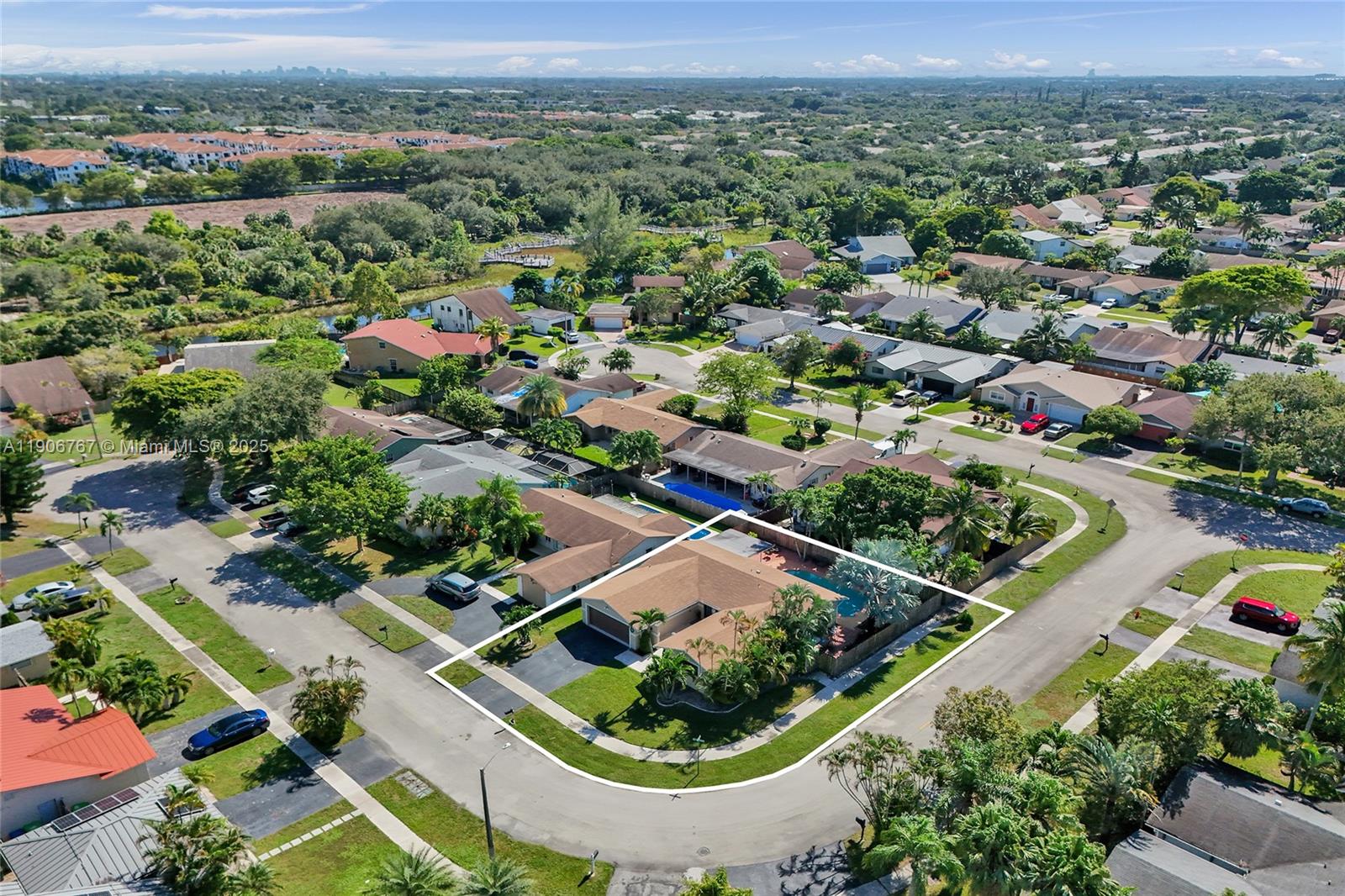 WELLEBY UNIT 2 - Residential