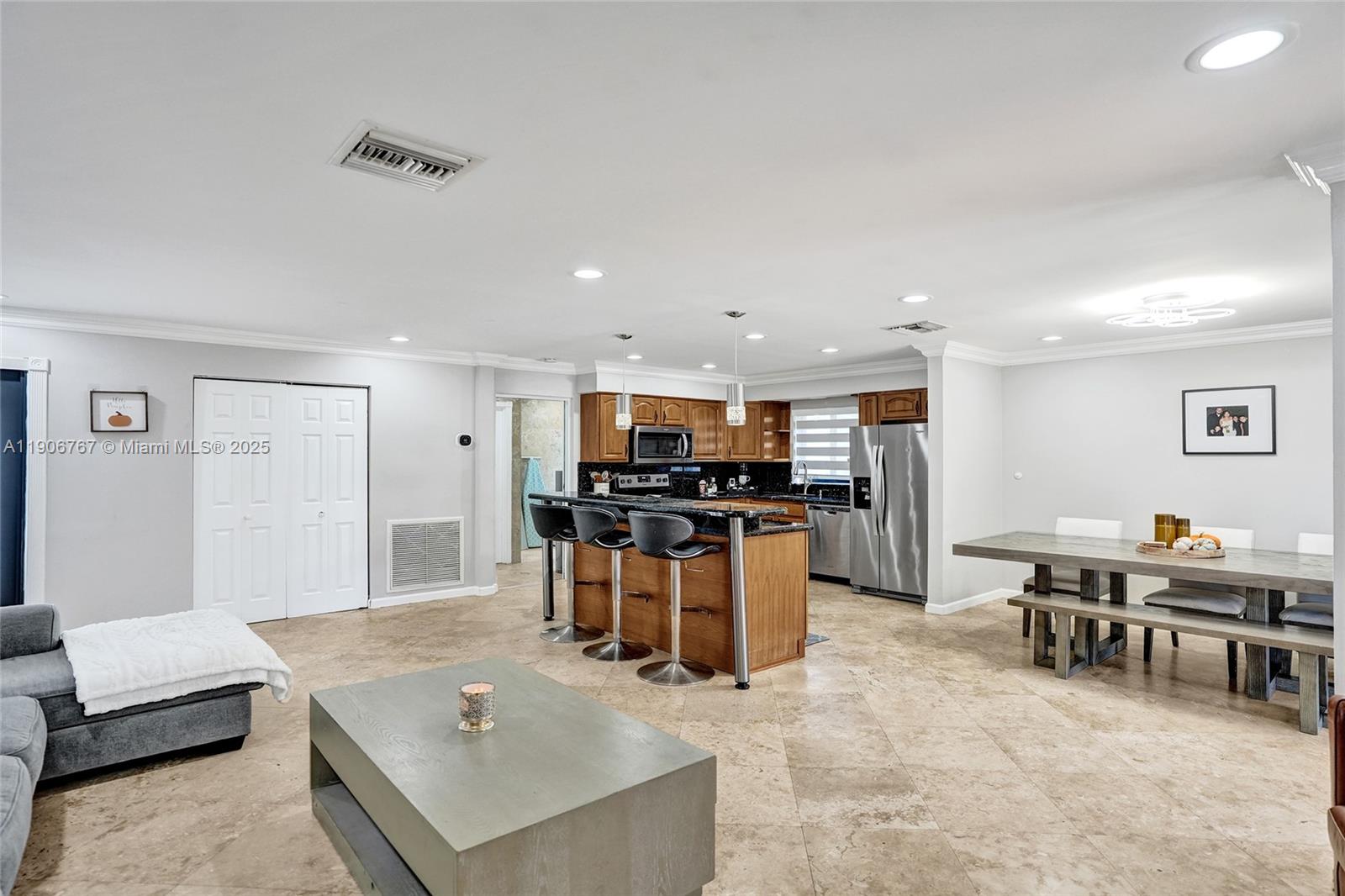 WELLEBY UNIT 2 - Residential