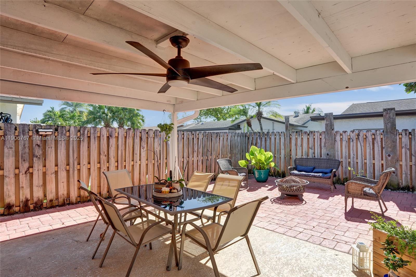 WELLEBY UNIT 2 - Residential