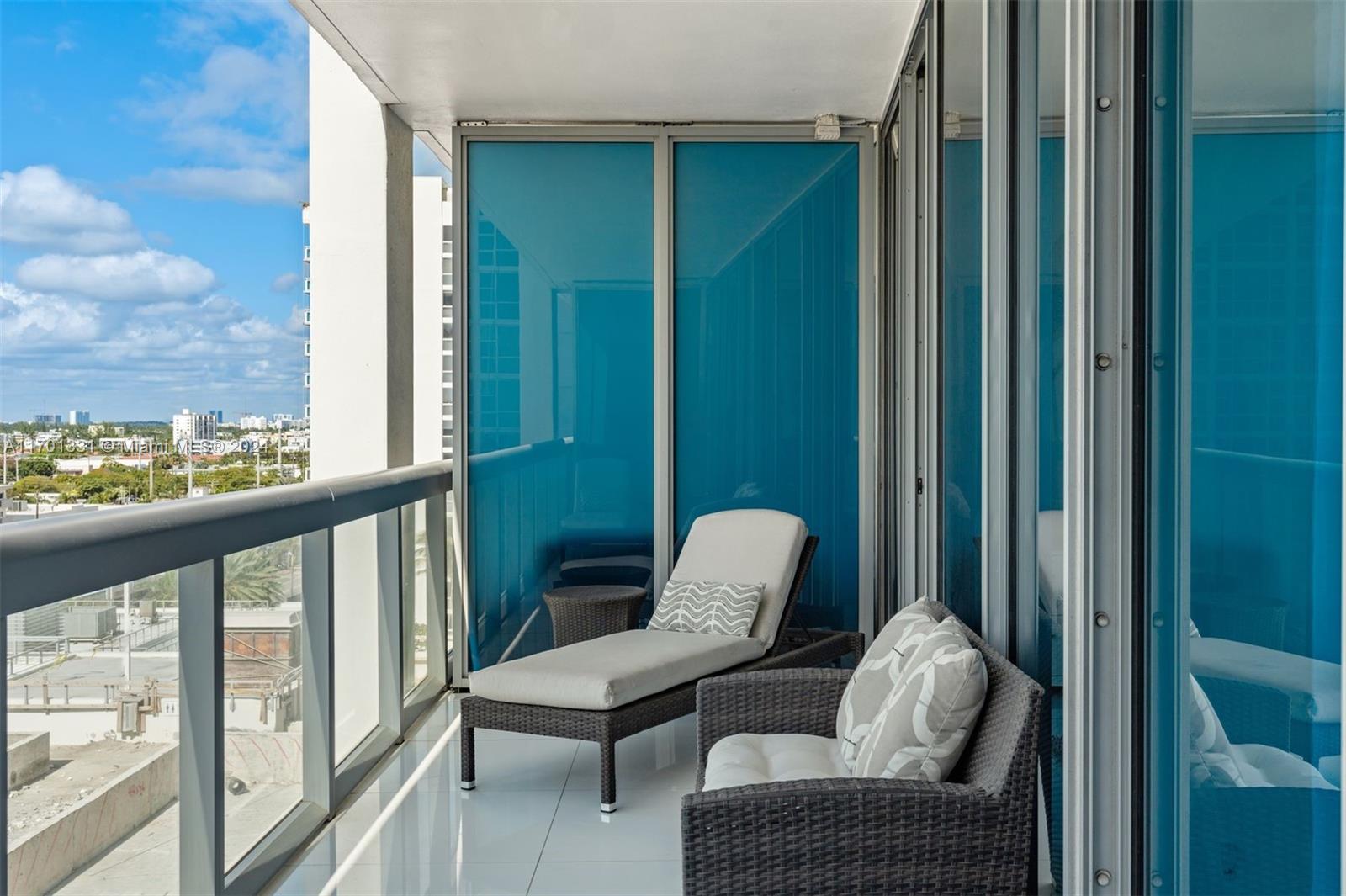 NORTH CARILLON BEACH COND - Residential