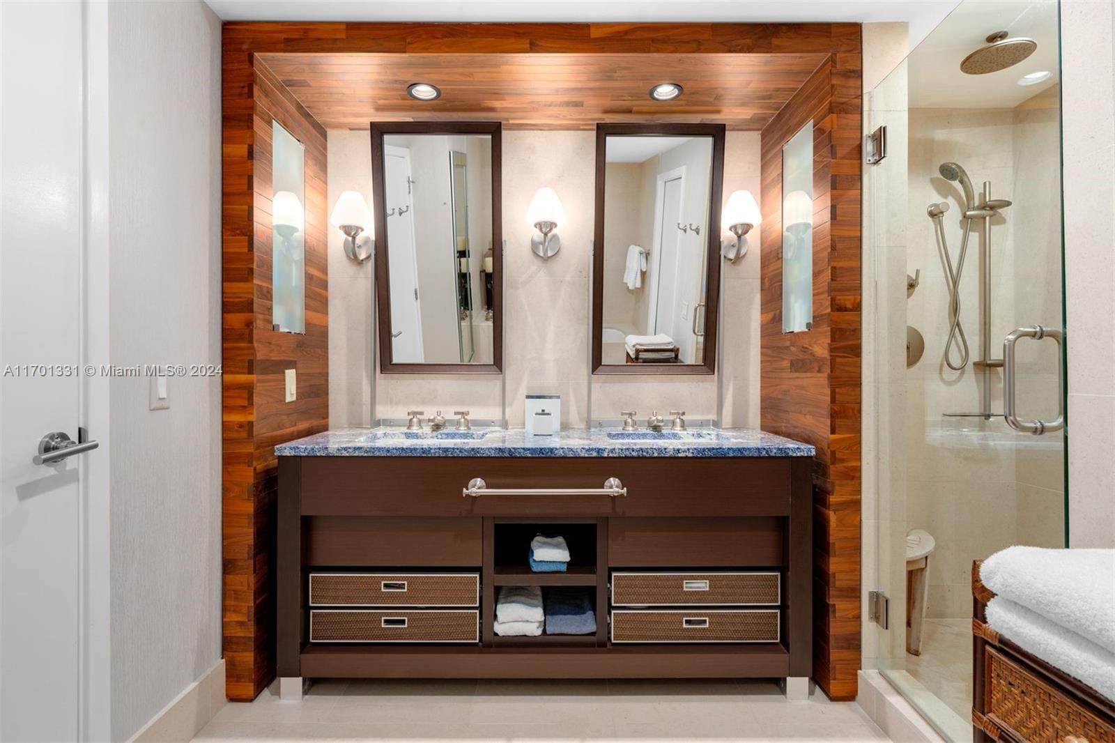 NORTH CARILLON BEACH COND - Residential