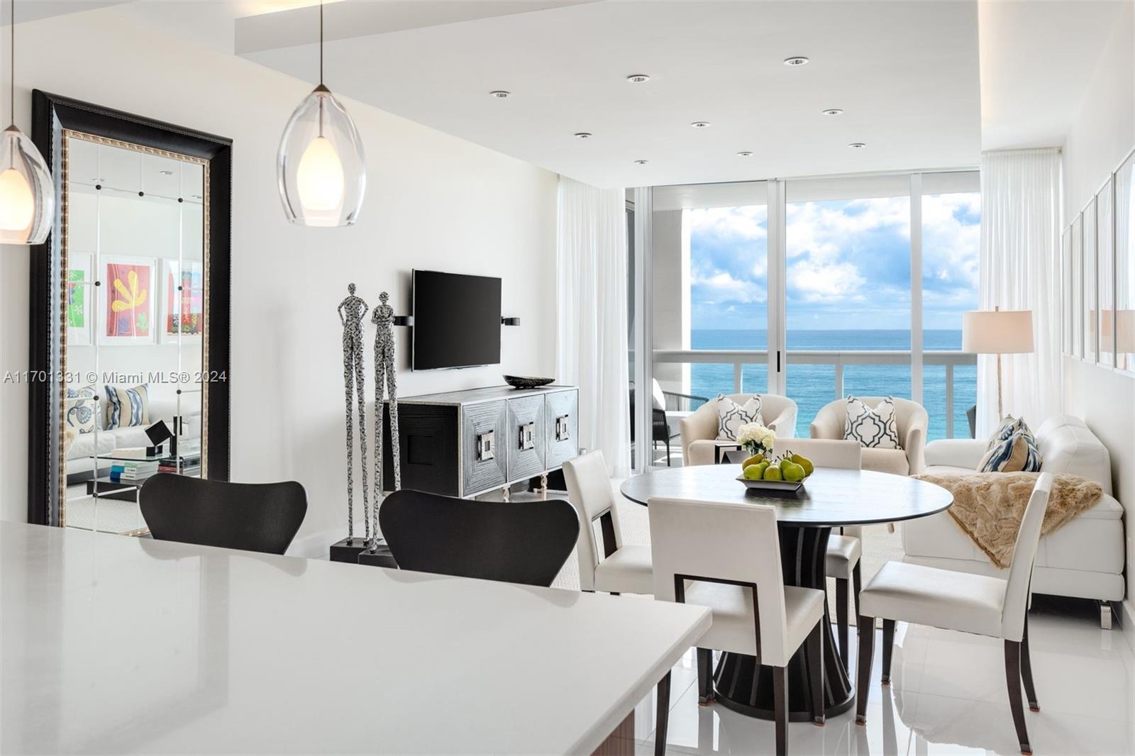 NORTH CARILLON BEACH COND - Residential