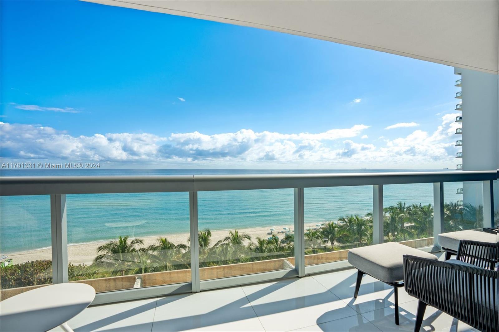 NORTH CARILLON BEACH COND - Residential