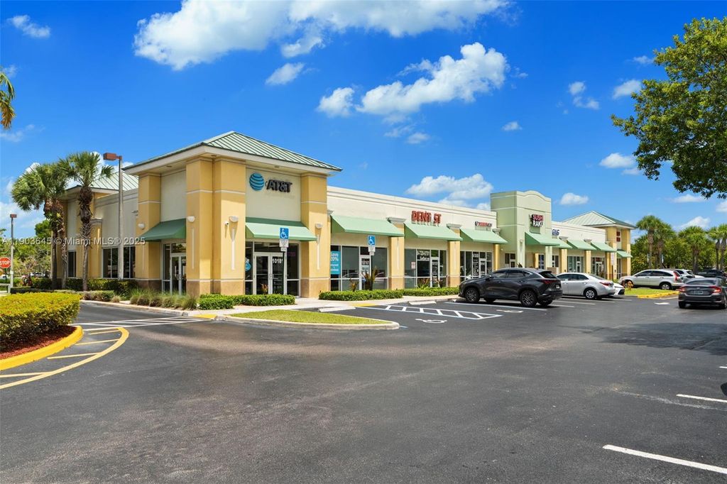 Photo of 10101-10251 W Commercial Blvd #10161, Tamarac, FL 33351 (MLS # A11903645)
