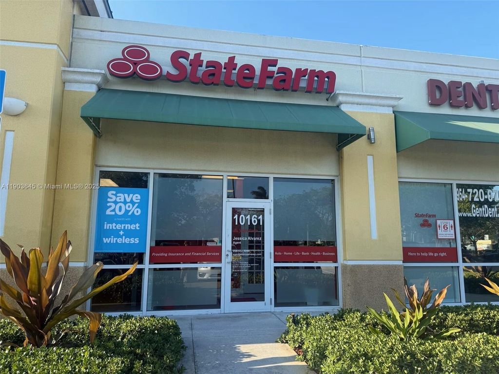 Photo of 10101-10251 W Commercial Blvd #10161, Tamarac, FL 33351 (MLS # A11903645)