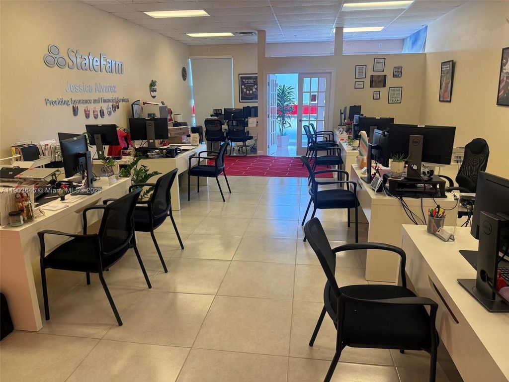 Photo of 10101-10251 W Commercial Blvd #10161, Tamarac, FL 33351 (MLS # A11903645)