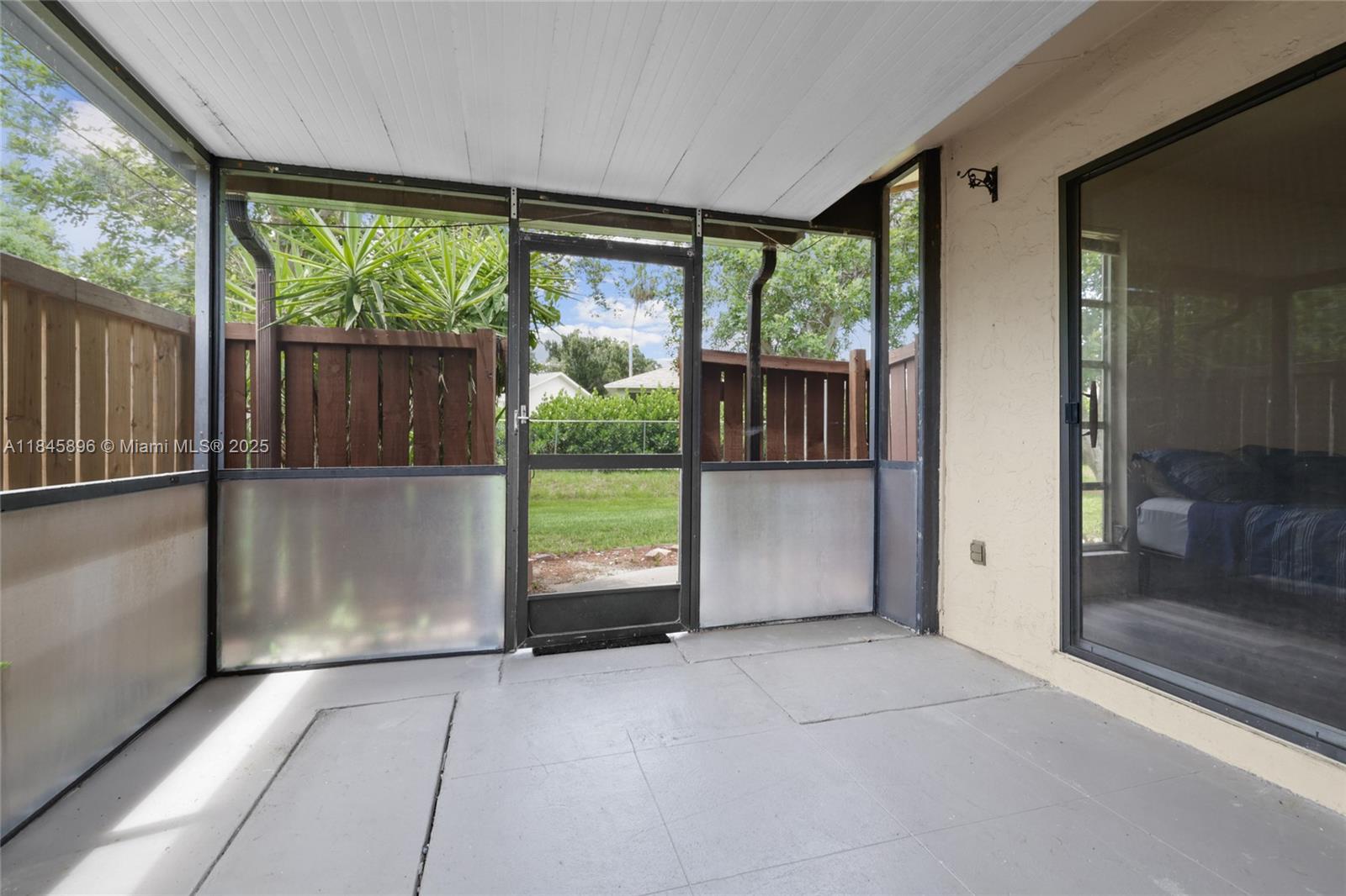 Royal Woods - Residential