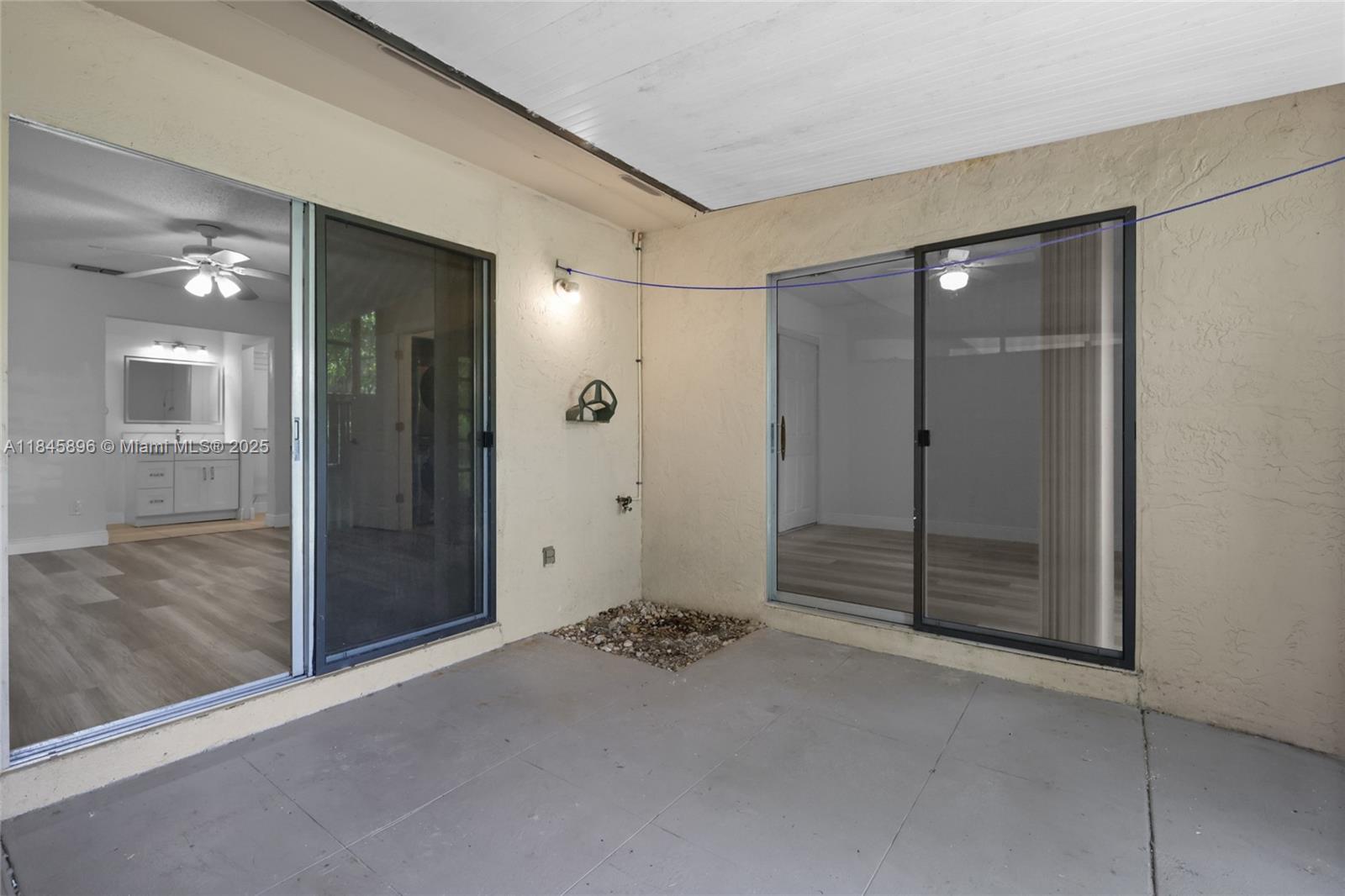 Royal Woods - Residential