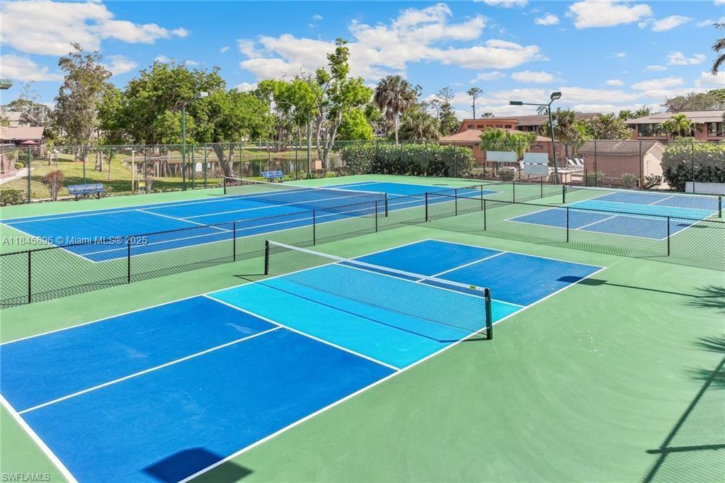 Royal Woods - Residential