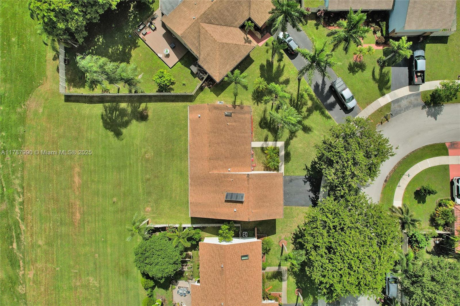 640 Fairfax Ave, Davie, Broward County, Florida - 4 Bedrooms  
3 Bathrooms - 
