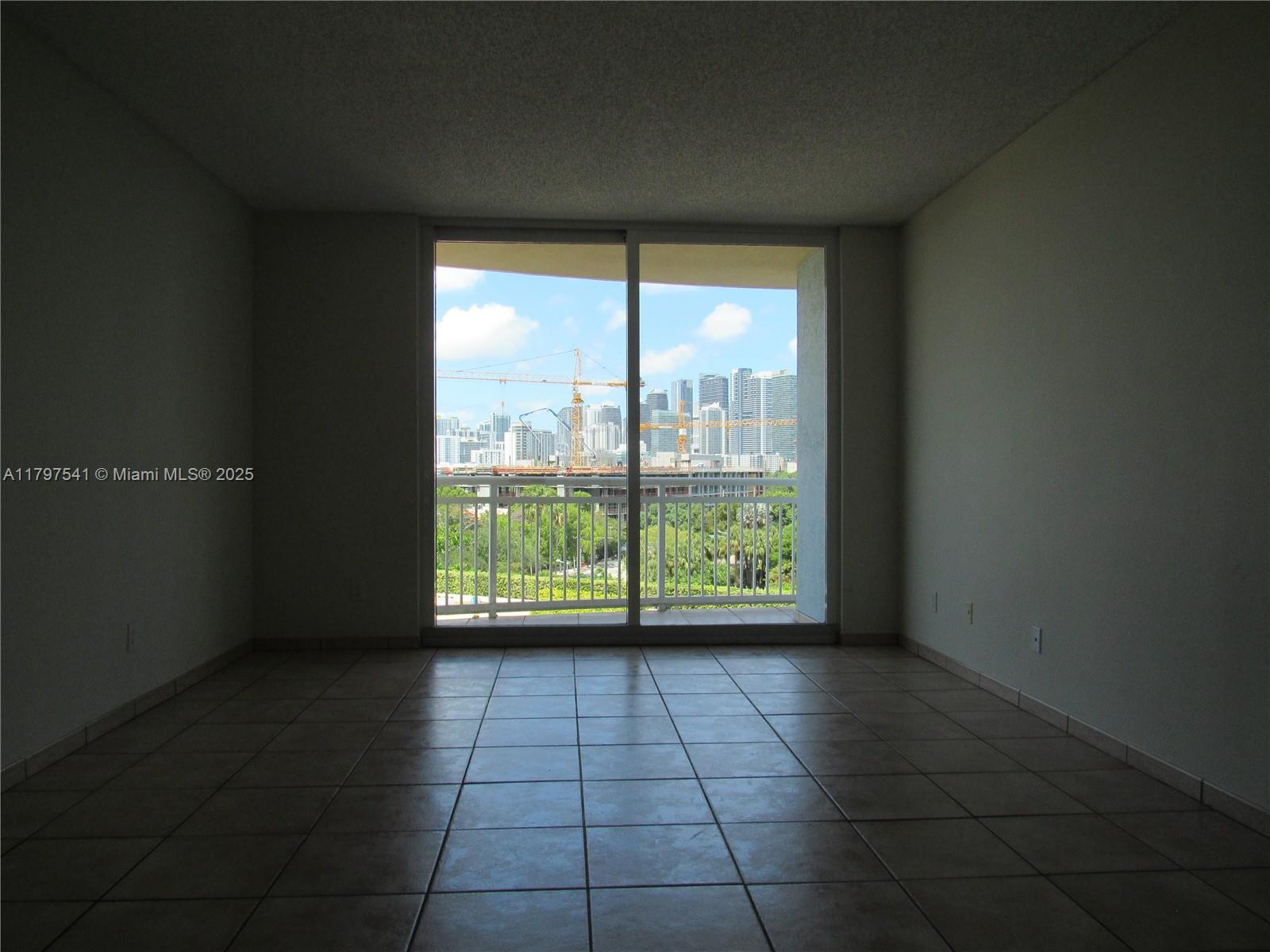 2475 Brickell Ave 703