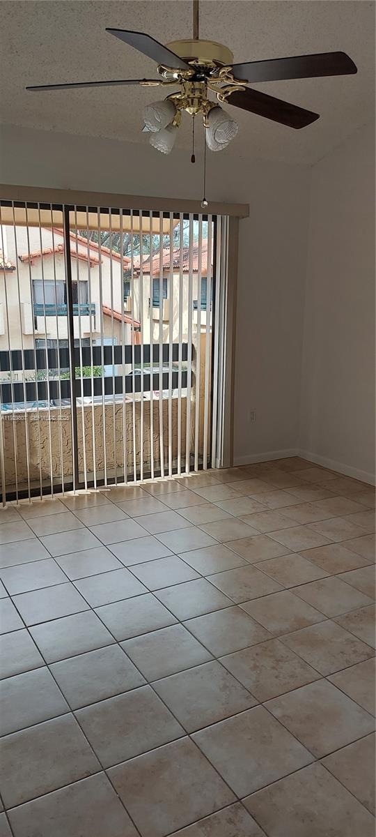 DADELAND COVE SEC 2 - Residential Lease