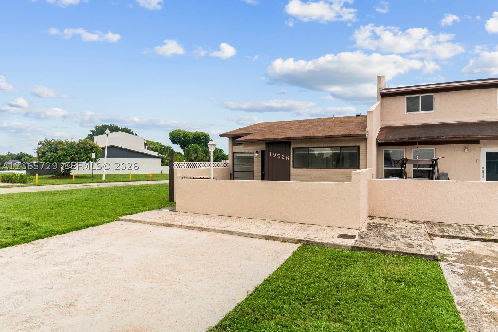 19528 NW 55th Cir Pl 19528