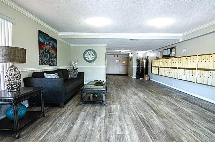 BOCA CLUB CONDO - Residential