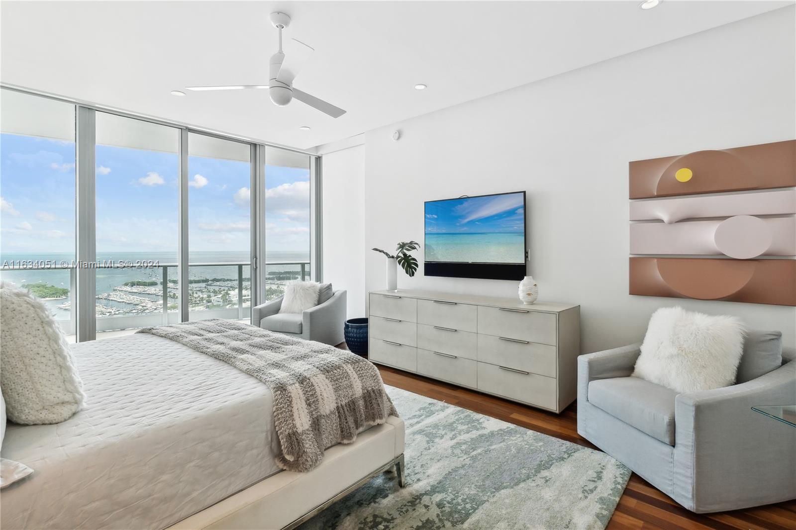 GROVENOR HOUSE CONDO - Residential