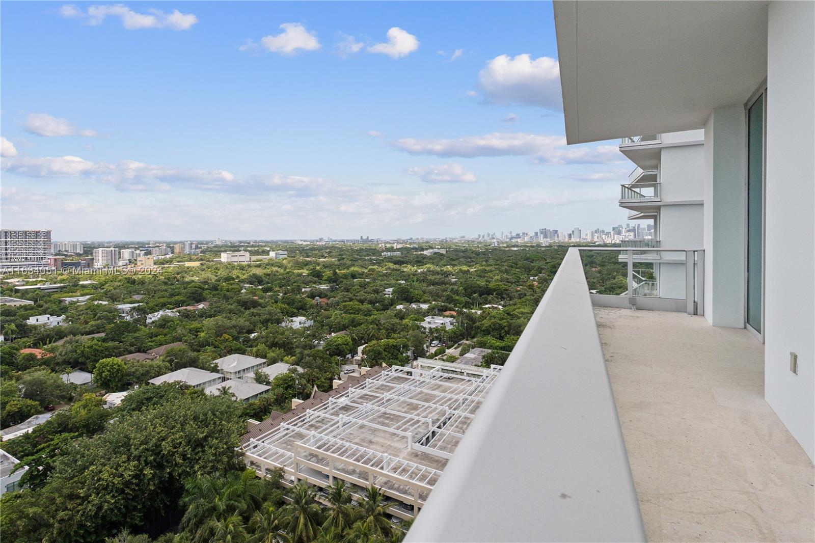 GROVENOR HOUSE CONDO - Residential