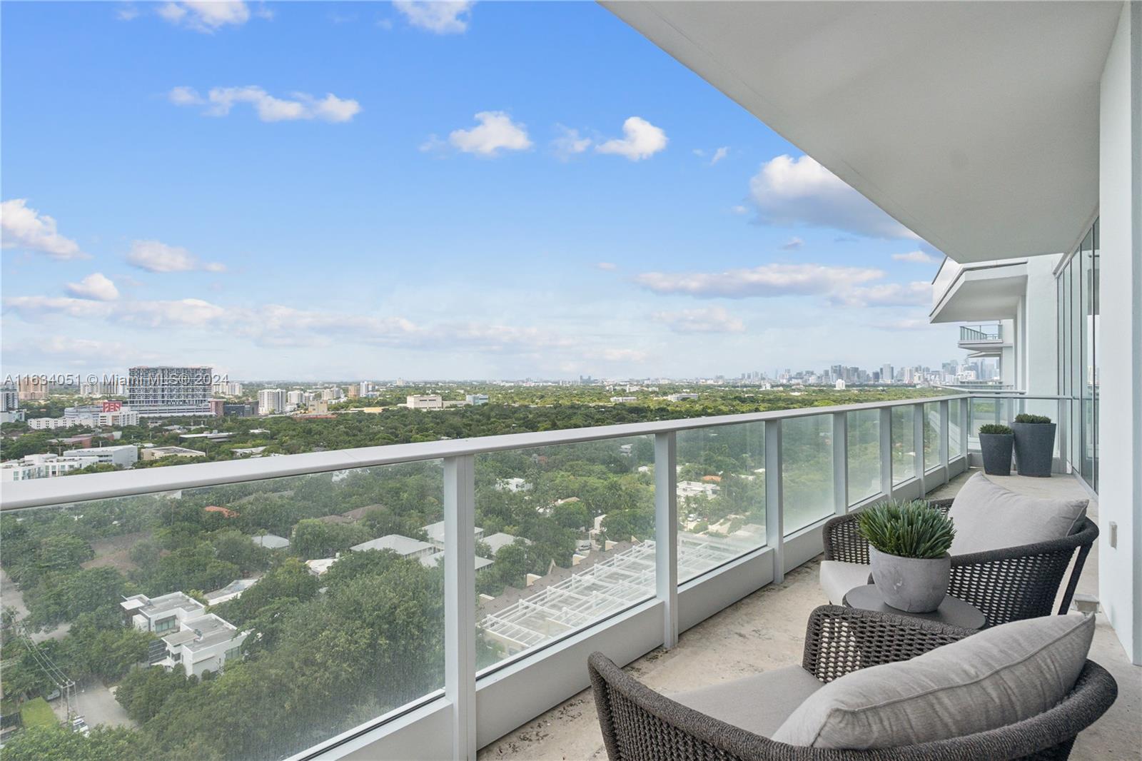 GROVENOR HOUSE CONDO - Residential