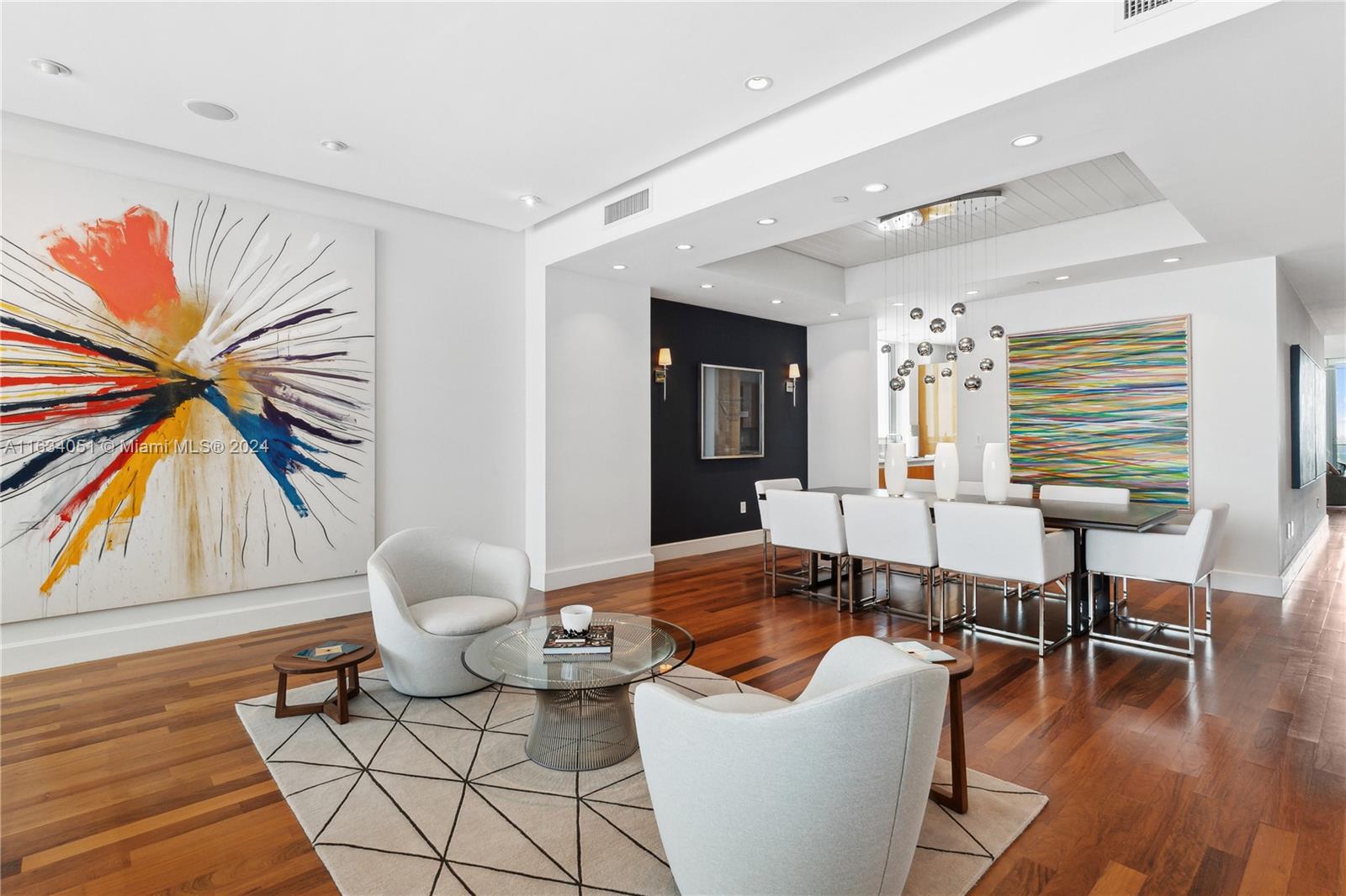 GROVENOR HOUSE CONDO - Residential