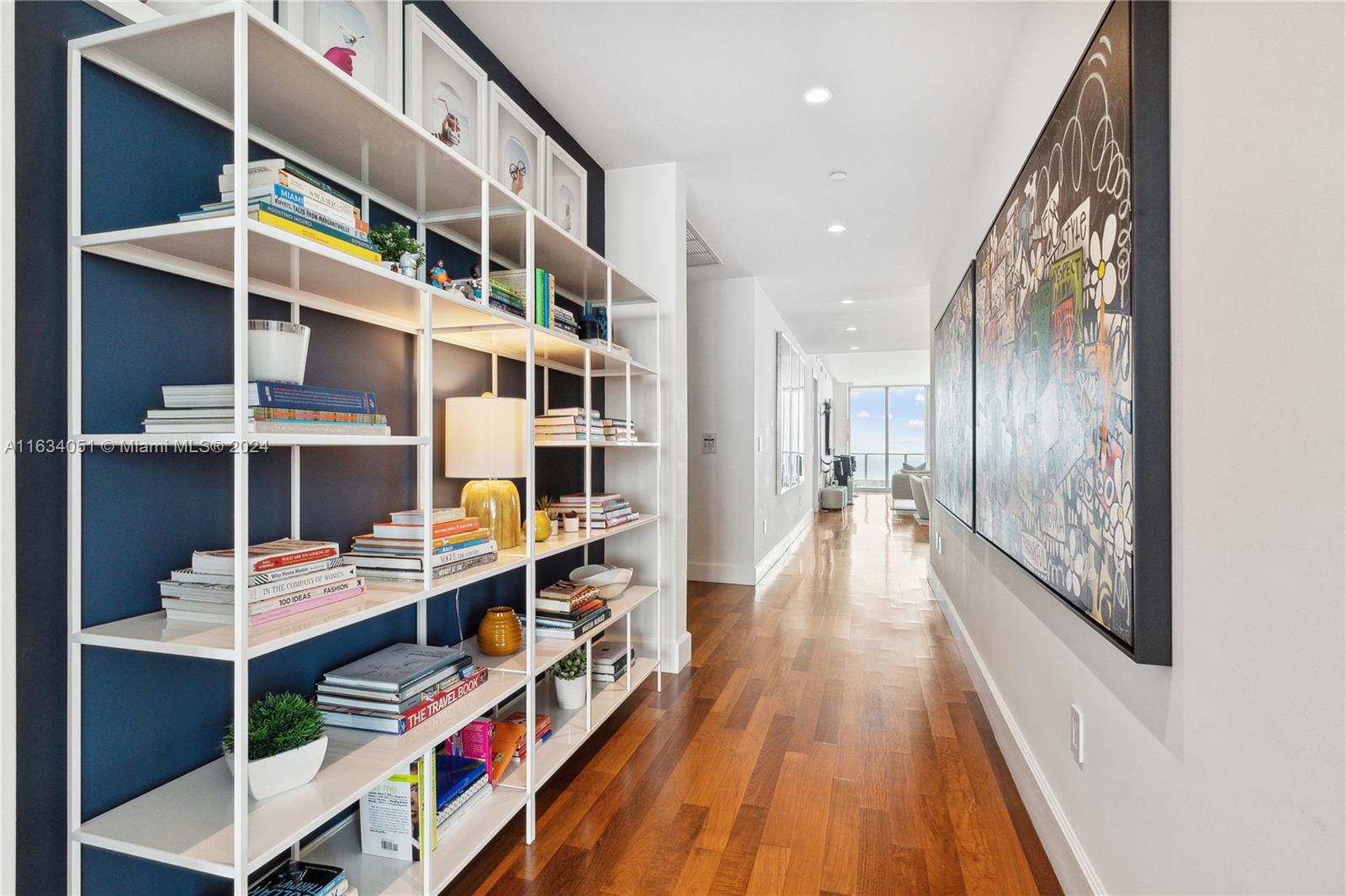 GROVENOR HOUSE CONDO - Residential