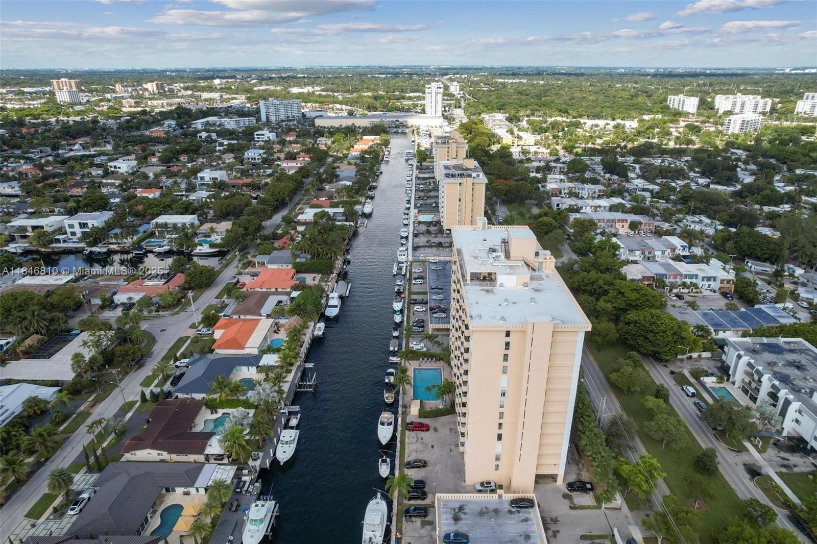 VECINO DEL MAR CONDO - Residential