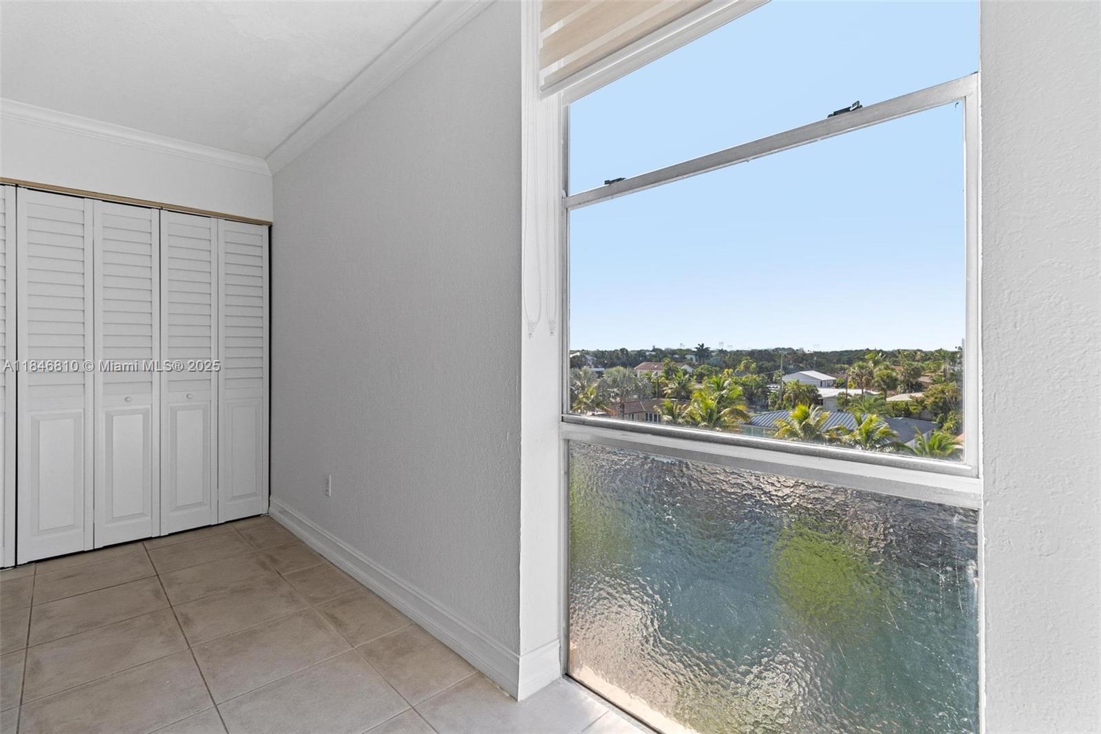 VECINO DEL MAR CONDO - Residential