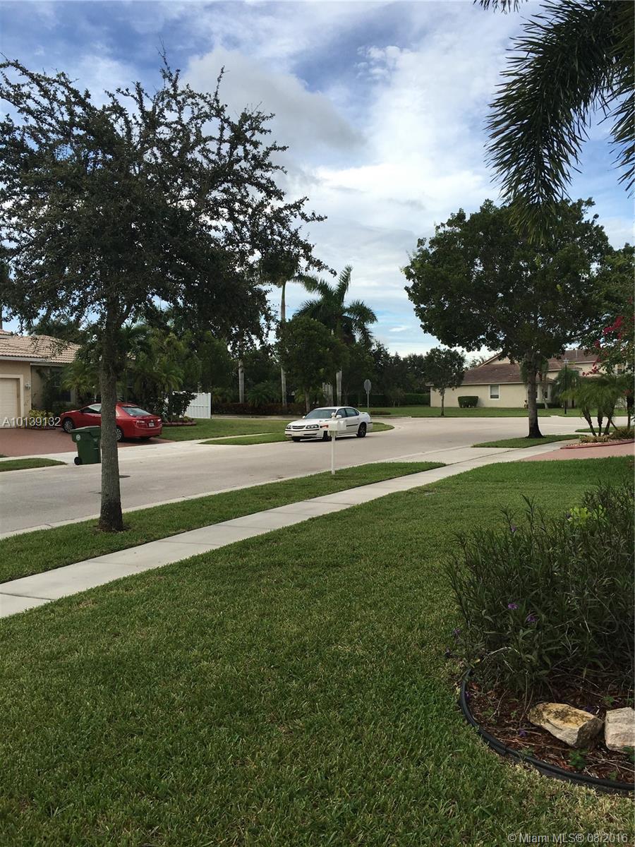 Pembroke Falls Ph 5 164-7 - Residential