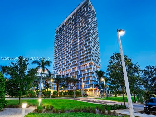 2000 Metropica Way 2609 & 2610