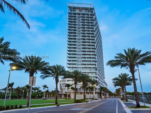 2000 Metropica Way 2609 & 2610
