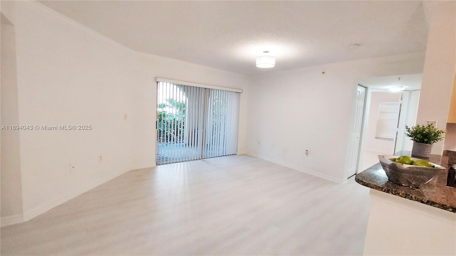 BEAUTIFUL AND SPACIOUS APARTMENT WITH 3 BEDROOMS AND 2 BATHROOMS, NEW VINYL FLOORING, FRESHLY PAINTED, WASHER AND DRYER INSIDE THE UNIT AND A COVERED PATIO / TERRACE. NO ASSOCIATION APPROVAL AND READY TO MOVE IN. THE COMMUNITY OFFERS RESORT-STYLE AMENITIES INCLUDING 2 POOLS, JACUZZI, BBQ AREAS, A LAKE, PLAY AREAS, A FITNESS CENTER, AND MUCH MORE.