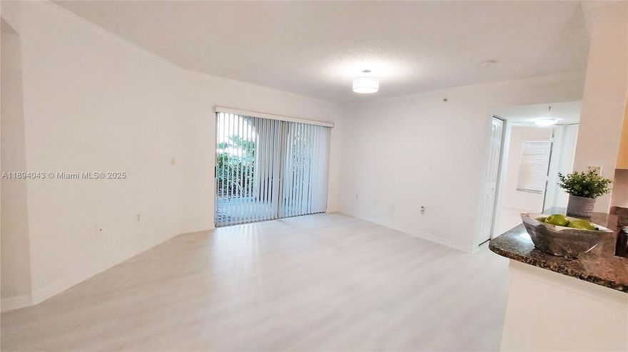 BEAUTIFUL AND SPACIOUS APARTMENT WITH 3 BEDROOMS AND 2 BATHROOMS, NEW VINYL FLOORING, FRESHLY PAINTED, WASHER AND DRYER INSIDE THE UNIT AND A COVERED PATIO / TERRACE. NO ASSOCIATION APPROVAL AND READY TO MOVE IN. THE COMMUNITY OFFERS RESORT-STYLE AMENITIES INCLUDING 2 POOLS, JACUZZI, BBQ AREAS, A LAKE, PLAY AREAS, A FITNESS CENTER, AND MUCH MORE.