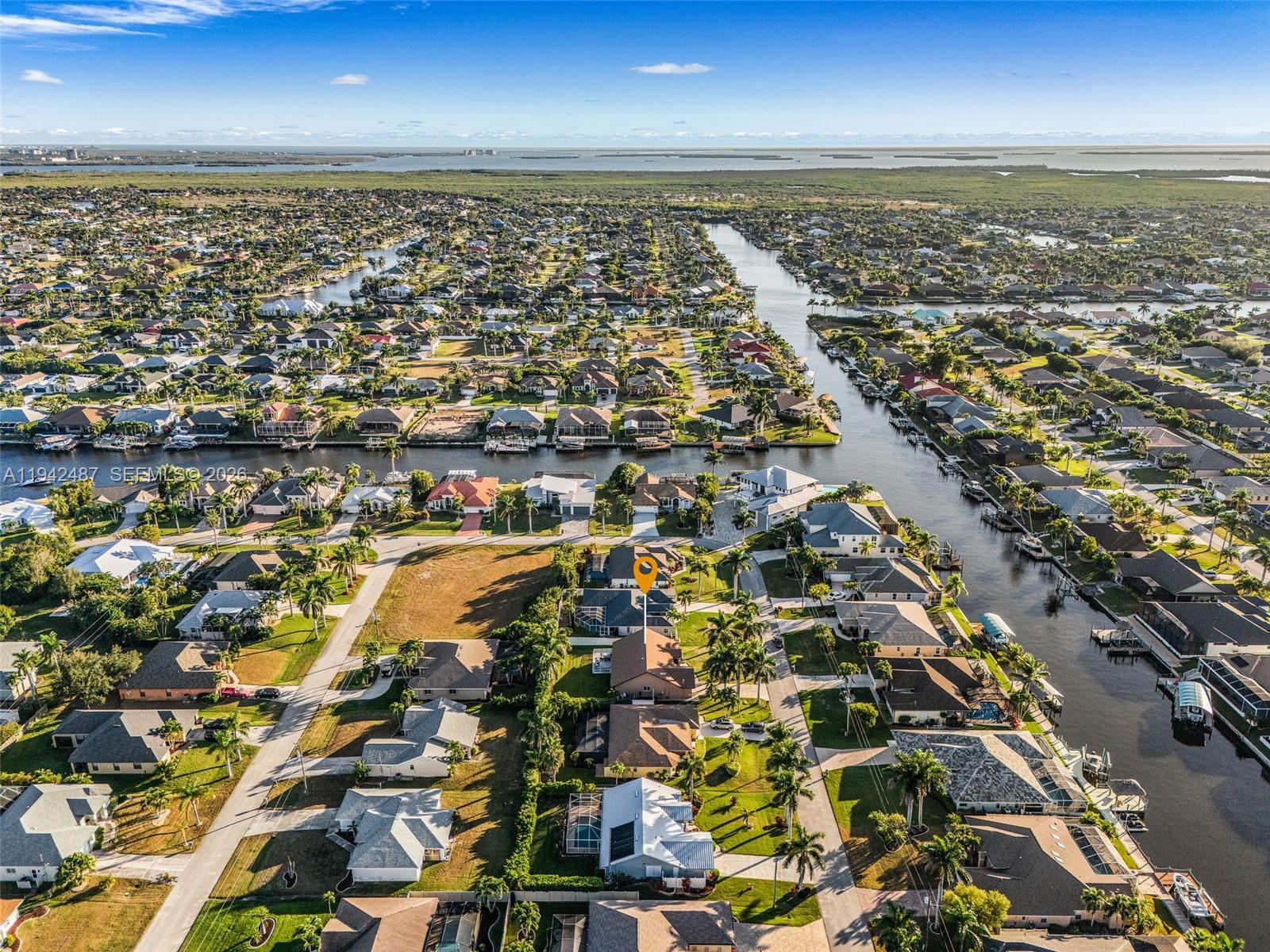 CAPE CORAL - Residential