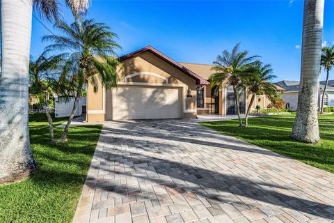 4841 SW 24TH Cape Coral FL 33914