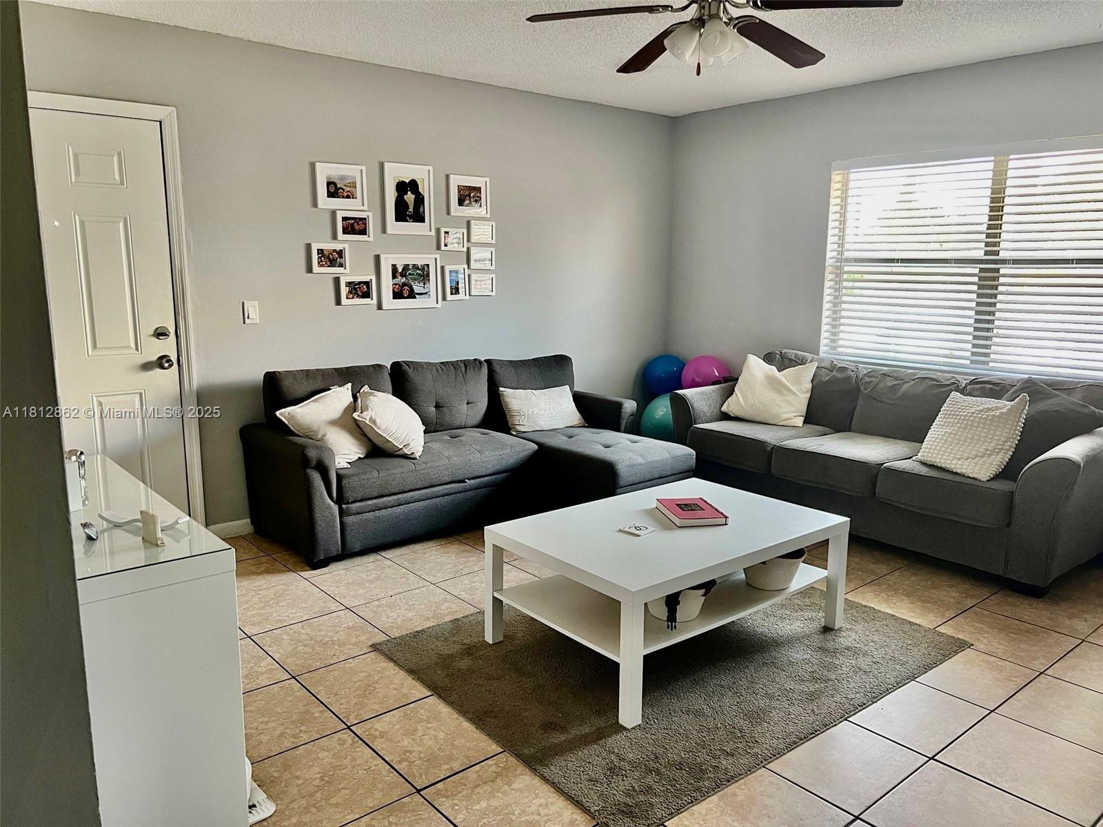 Rental Property at 2521 Pierce St 6, Hollywood, Broward County, Florida - Bedrooms: 1 
Bathrooms: 1  - $1,850 MO.