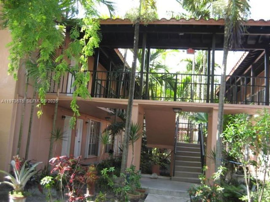 1 BEDROOM, 1 BATHROOM CONDO ON SECOND FLOOR! LARGE MASTER BEDROOM WITH WALL TO WALL CLOSET, ALL TILE FLOORS, VERTICAL BLINDS. GREAT LOCATION! COMMUNITY WITH SECURITY GATES, 3 POOLS, 3 TENNIS COURTS, EXERCISE ROOM & SECURITY PATROL. ACROSS THE STREET FROM SHOPPING CENTER WITH PUBLIX SUPERMARKET, CVS, AND BUS LINES. PROPERTY BACKS TO POOL AREA AND LAUNDRY. SEE ATTACHMENTS FOR APPLICATIONS. NO PETS AS PER ASSOCIATION RULES