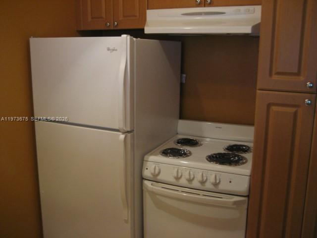 SPANISH TRACE CONDO - Residential Lease